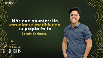 Aroma a Negocios - Más que apuntes: Un estudiante escribiendo su propio éxito
